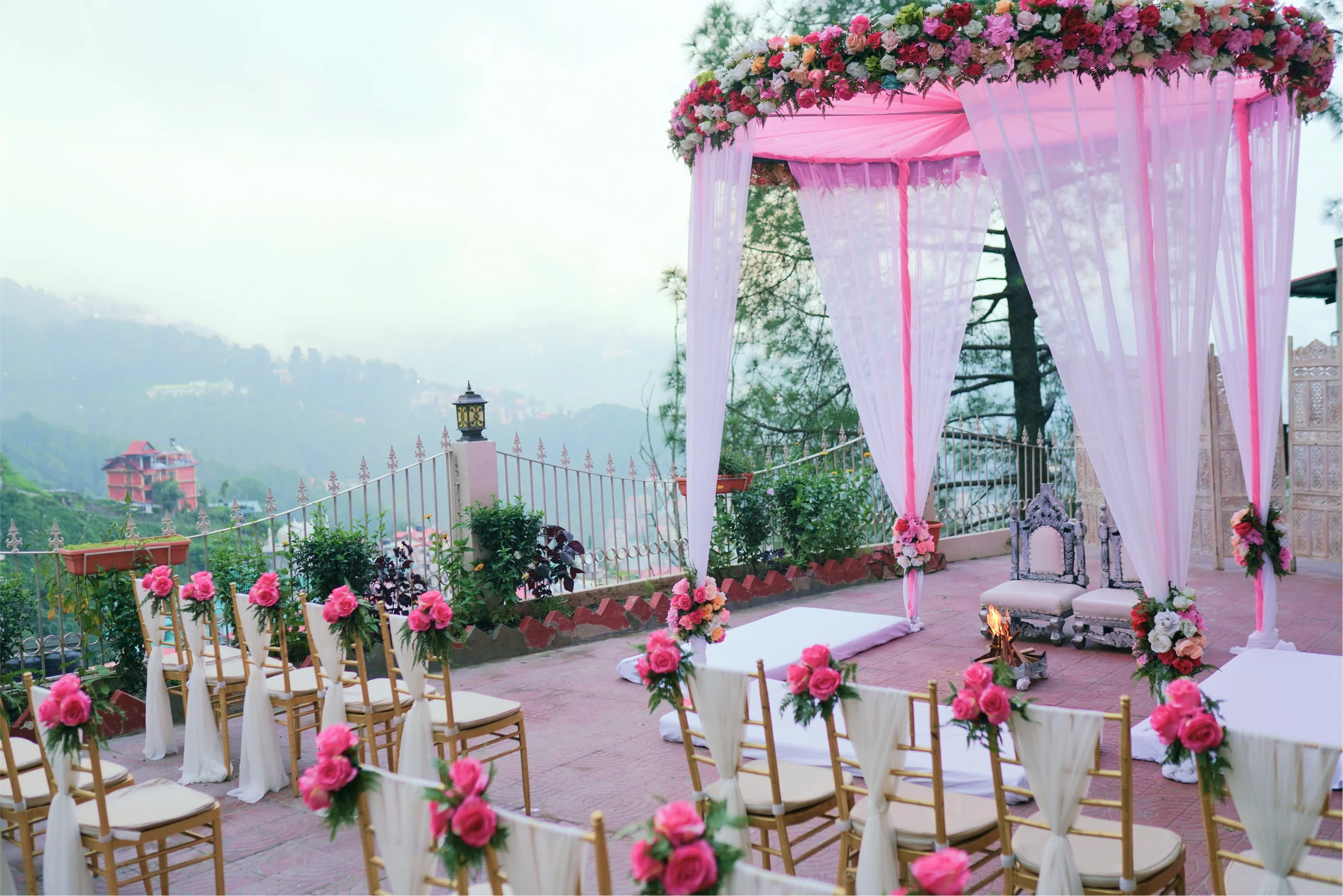 Celebrate Your Dream Wedding at the Breathtaking Mountain Hotel - LaRiSa Shimla