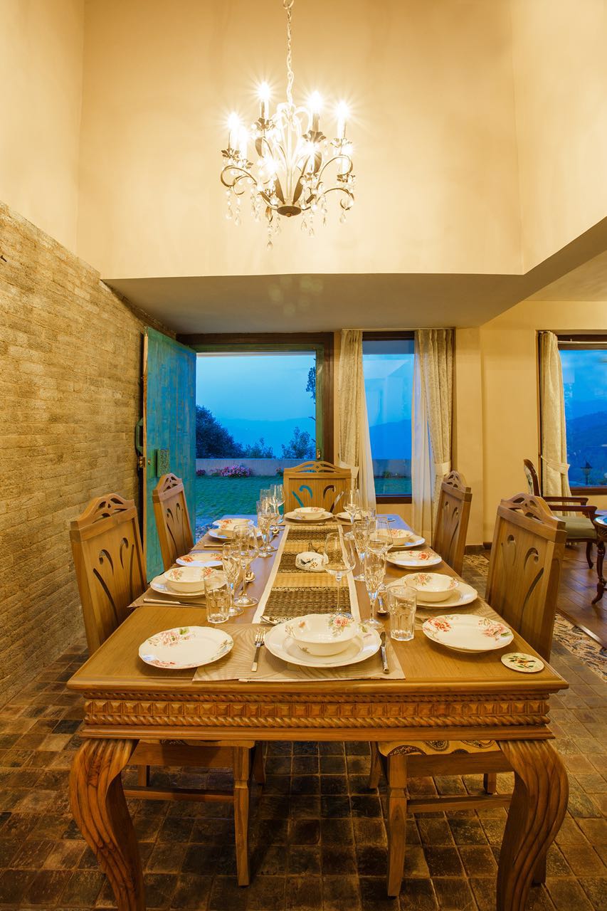 Hotel Restaurant - Dining Area
